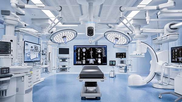 Surgical Lights and Cameras: What Matters for Hybrid OR Upgrades