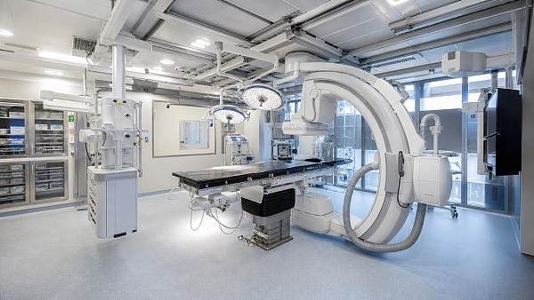 Interventional Radiology Equipment: Key Specs for Hybrid OR Planning