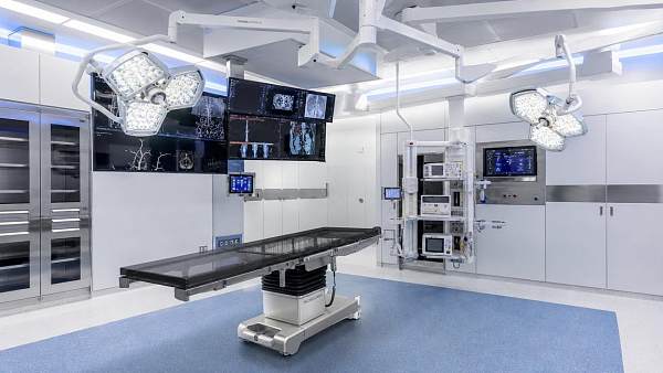 Operating Room Technology Checklist for New OR Projects: Lighting, Imaging, Tables, and AV