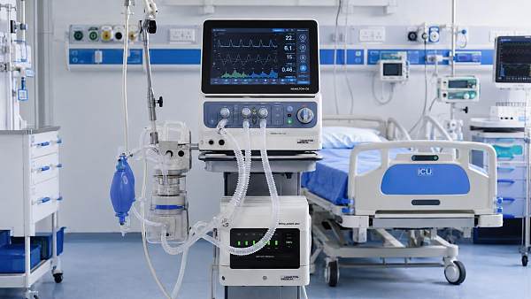 ICU Ventilator Comparison: Which Features Matter for Patient Acuity Levels?