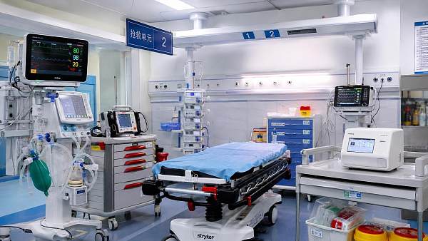 How to Choose Critical Care Equipment for Emergency Room Readiness