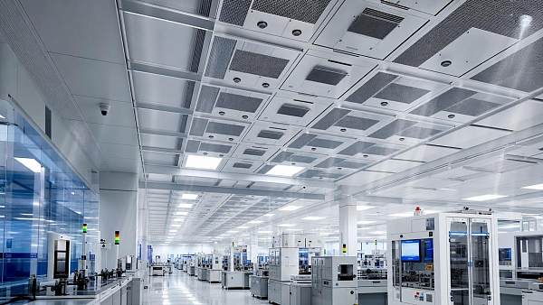 How HEPA Filtration Affects Cleanroom Particle Control