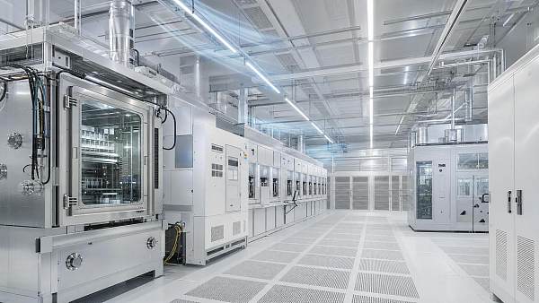 How HVAC Humidity Stability Affects Yield in Semiconductor Manufacturing