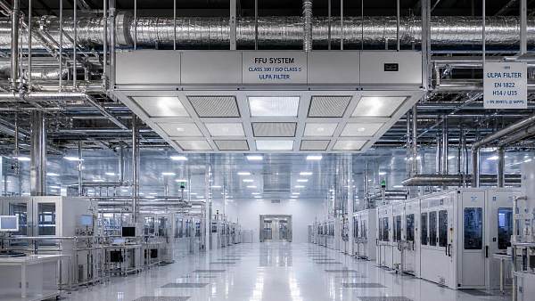 Singapore Fast-Tracks Class 100 Laminar FFU Approval
