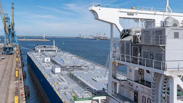 Ust-Luga Port PSC Checks Surge for Dual-Fuel Vessels