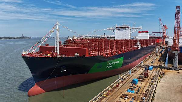 World's First 24,000-TEU Methanol-Fueled Container Ship Delivered