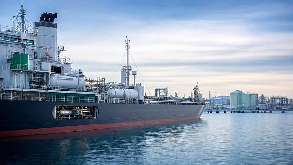 Marine Emissions Compliance for Tankers: SCR, Fuel Switch, or Dual-Fuel Upgrade?