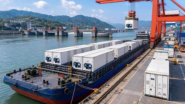 Three Gorges Waterway Work Begins for Freezer Shipping