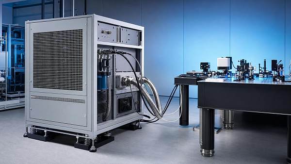 How to Choose Low-Noise Laser Cooling Systems for Precision Labs