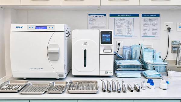 Sterilization Equipment for Dental Clinics: How to Compare Autoclaves and Low-Temp Systems