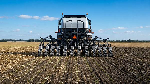 Smart Seeding Solutions: How to Reduce Skip Rates and Improve Emergence Consistency