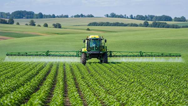 Precision Farming Technology for Spraying: What Improves Coverage Most?