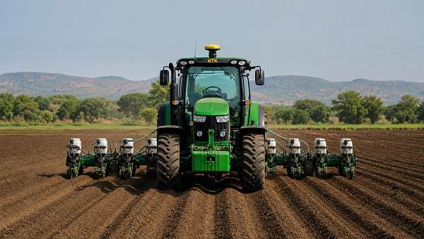 RTK Navigation India: Accuracy Limits, Costs, and Setup Factors