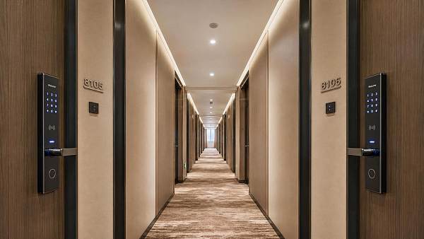 How to Evaluate a Hotel Lock Systems Supplier for Renovation and New Build Projects