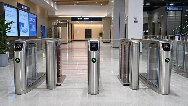 Infrared Safety Curtains for Turnstiles: Where They Work Best and Key Setup Points