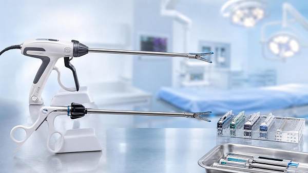 Powered vs Manual Surgical Staplers: What Really Changes Outcomes
