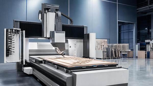 ATC 5 Axis CNC Router Buying Guide: Travel, Spindle Power, and Tool Changer Basics