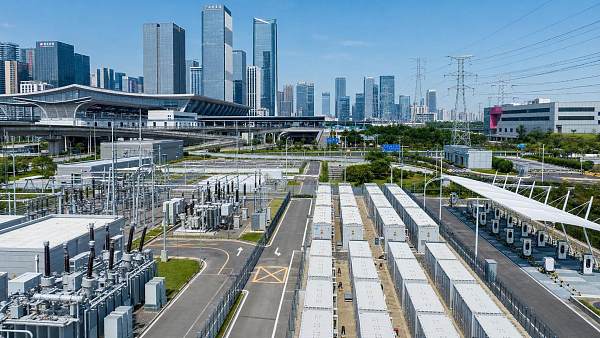 Grid Resilience Technologies That Reduce Outage Risk in Cities