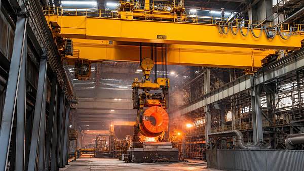 How to Specify Steel Mill Crane Systems for Heat, Load, and Duty Cycle