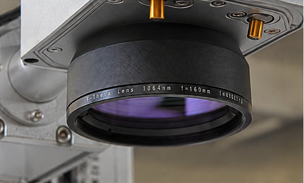 05_Laser_field_lens
