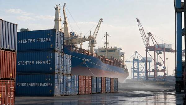 Abbas Port Blast Halts Operations, Disrupts Textile Machinery Exports