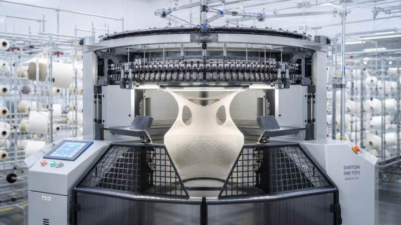 10th Textile Intangible Cultural Heritage Conference Highlights 3D Seamless Knitting in Dongguan