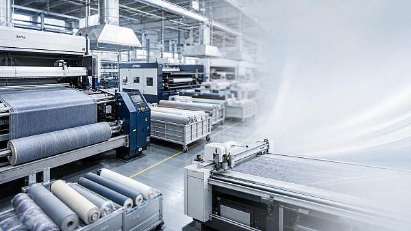 Agile Textile Manufacturing vs Traditional Batch Production: Which Fits Short Lead Times?