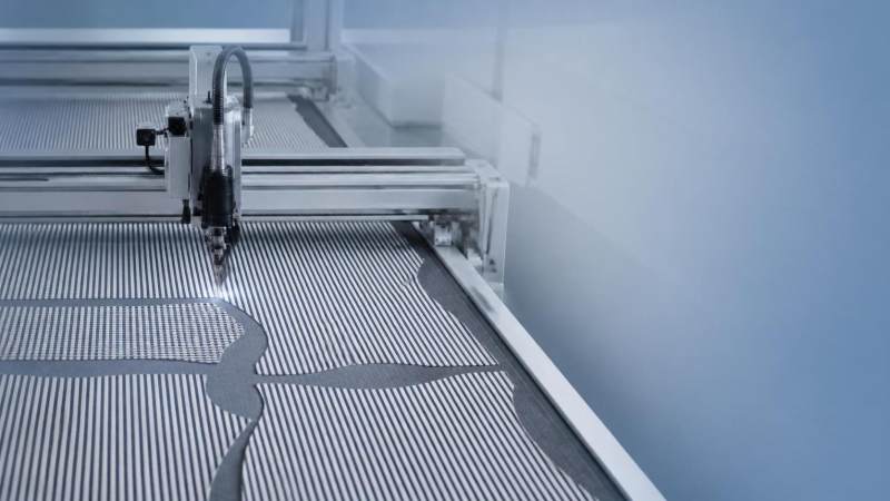 How Precision Apparel Cutting Reduces Fabric Waste in Fast Fashion Production