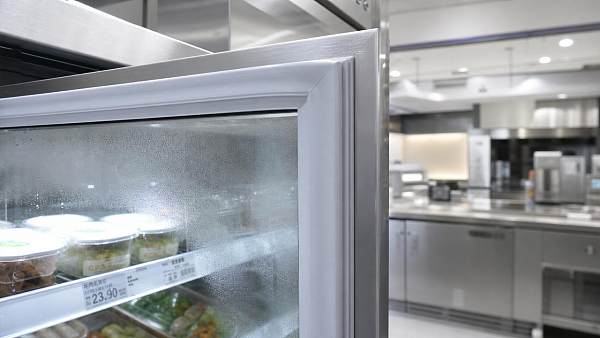 FDA Updates FCN Database: New Approval for Silicone Copolymer in Fresh Food Vending Seals