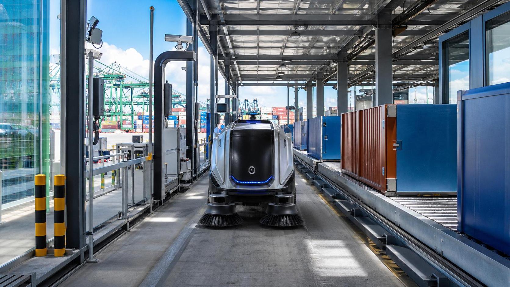 PSA Singapore Launches AI Sorting Lane, Cuts Clearance Time 35%