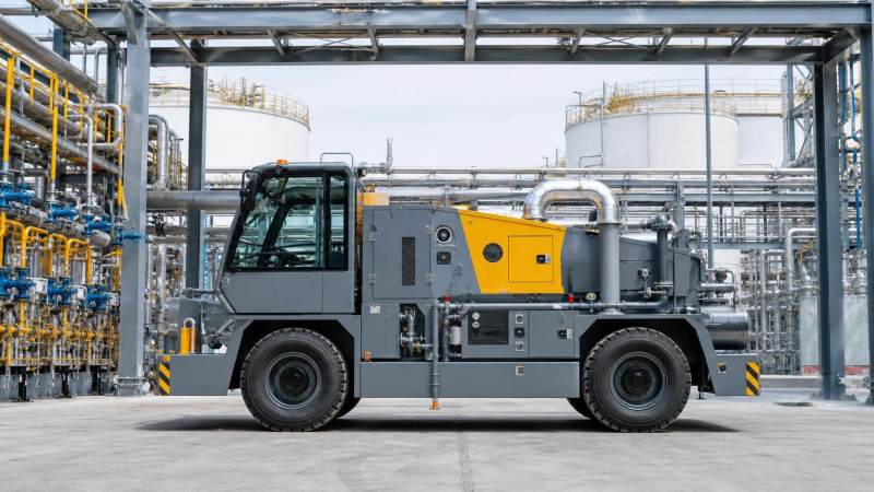 Explosion-Proof Vehicle Design for Refineries: Key Safety and Compliance Factors