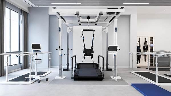 When do body-weight support therapy systems make sense for rehabilitation clinics?