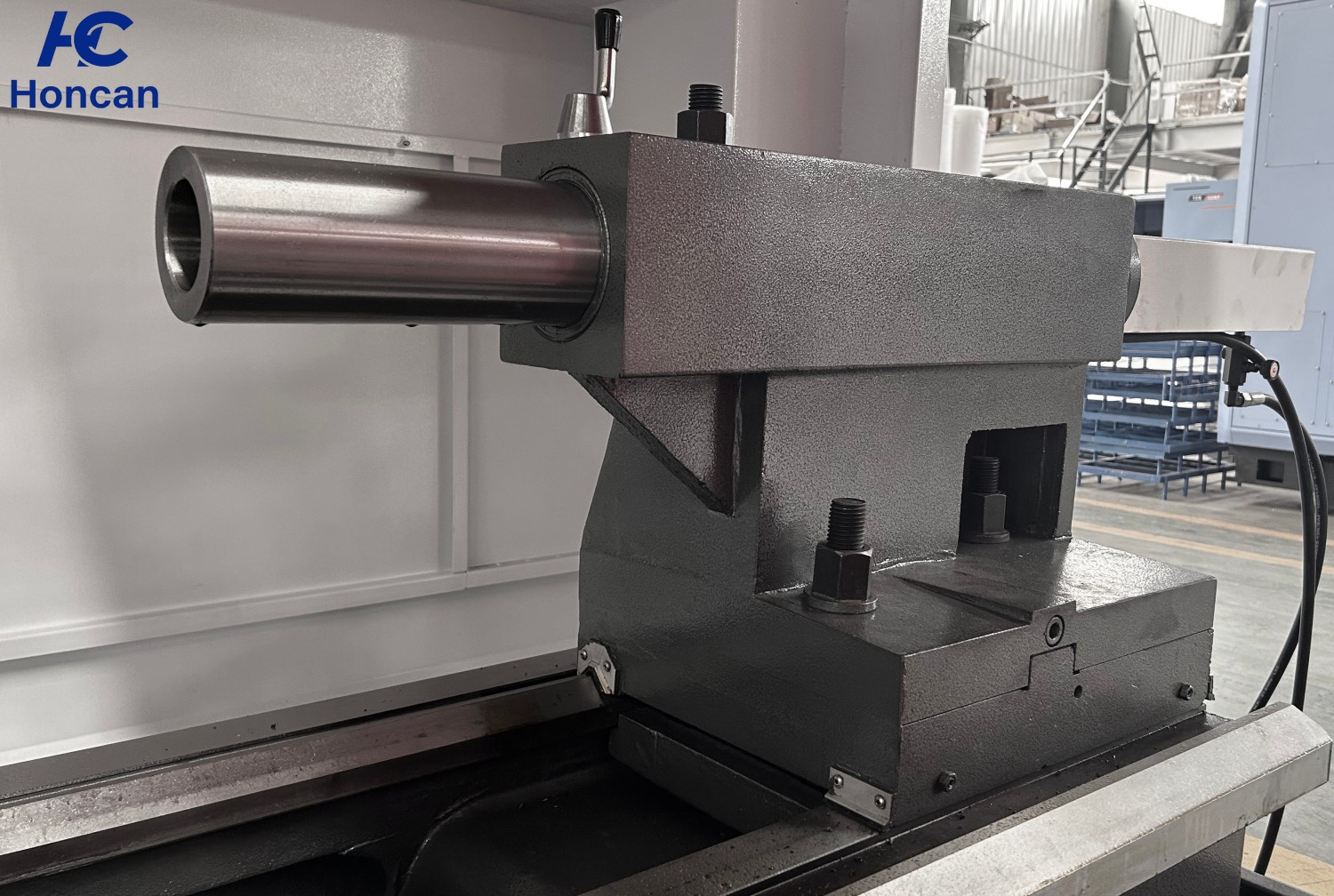 Tour CNC à banc plat CK6180