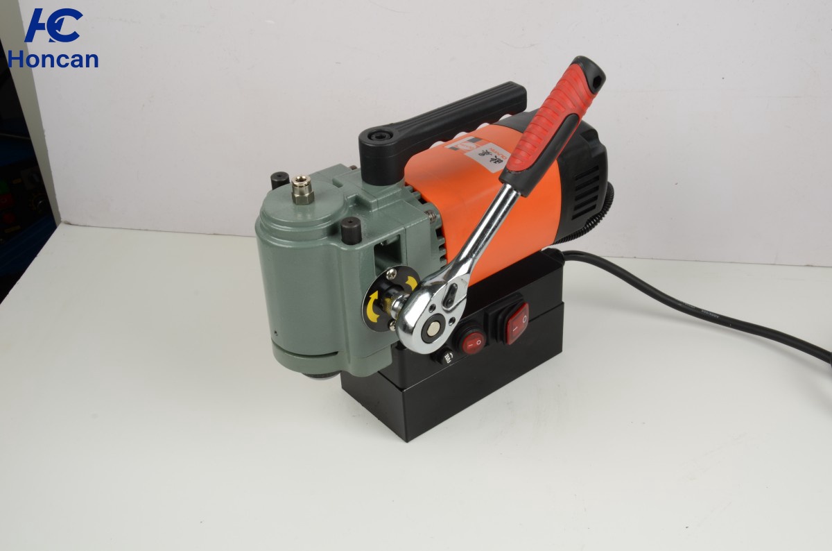 Perceuse magnétique VDW35