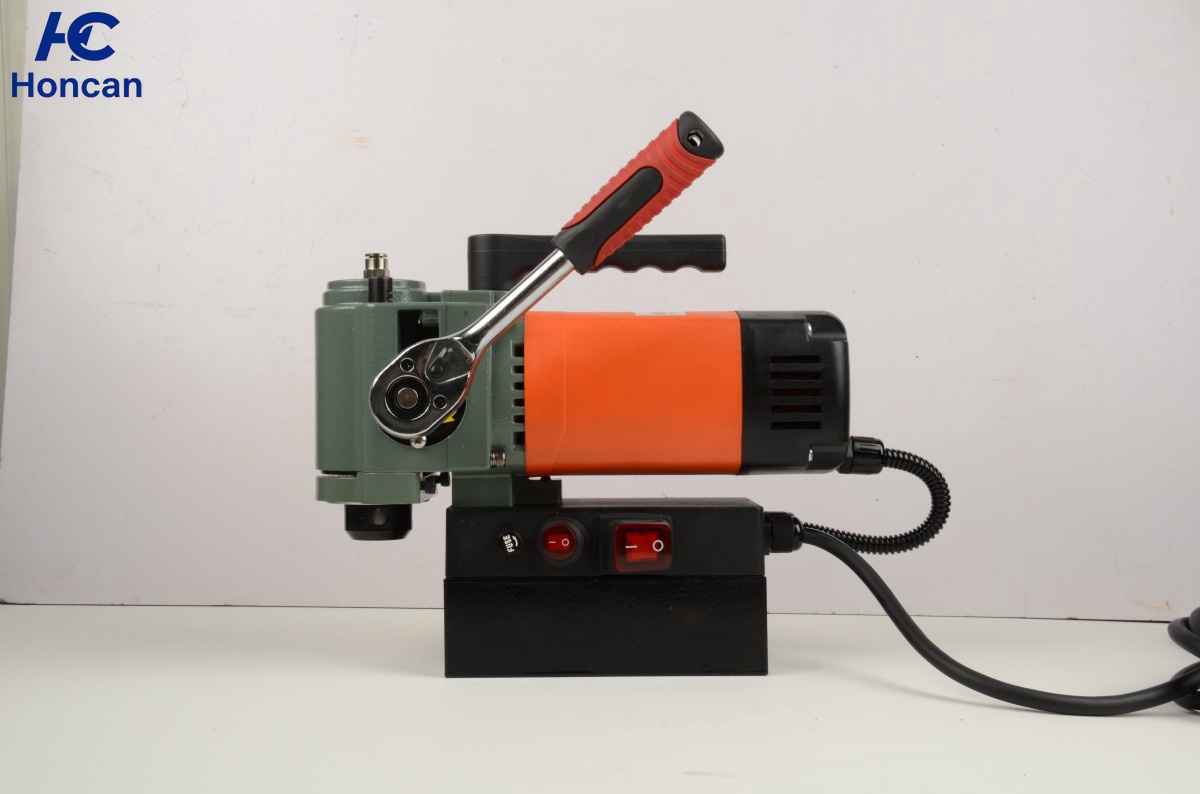 Perceuse magnétique VDW35