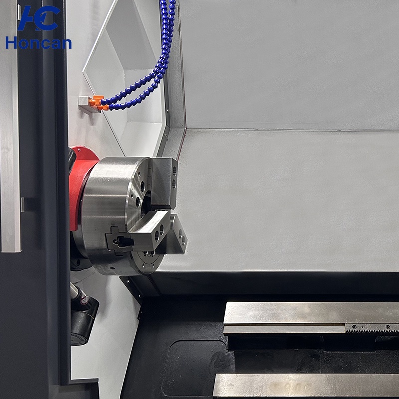 Torno CNC de Base Inclinada TCK700D