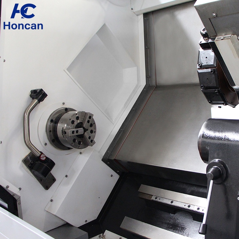 Torno CNC de Base Inclinada TCK700D