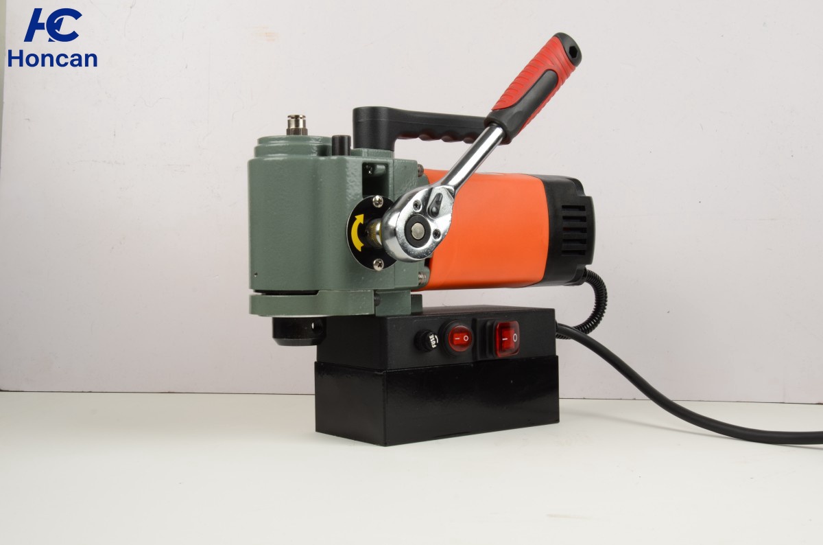 Furadeira magnética VDW35