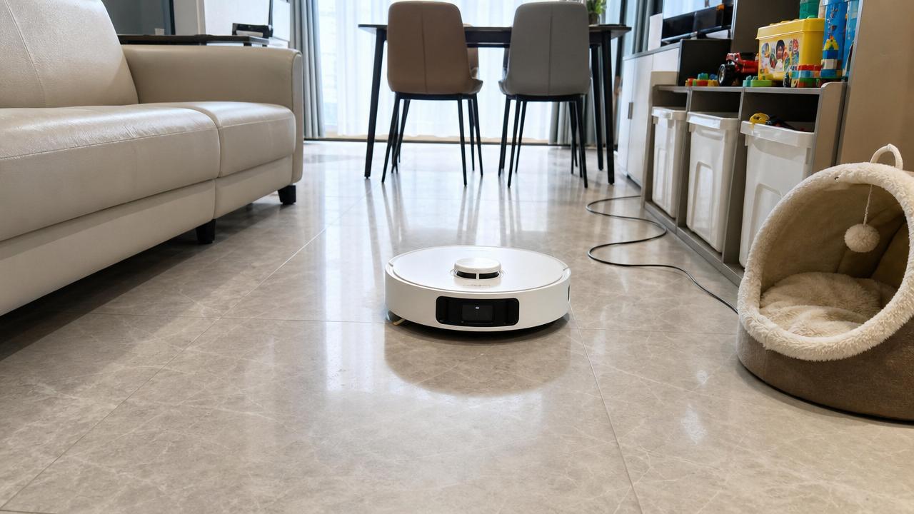 Why LiDAR navigation performs better in cluttered homes