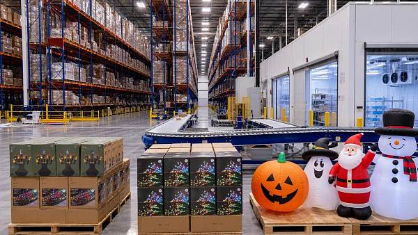 LA18 Warehouse Cuts West Coast Delivery to 3 Days
