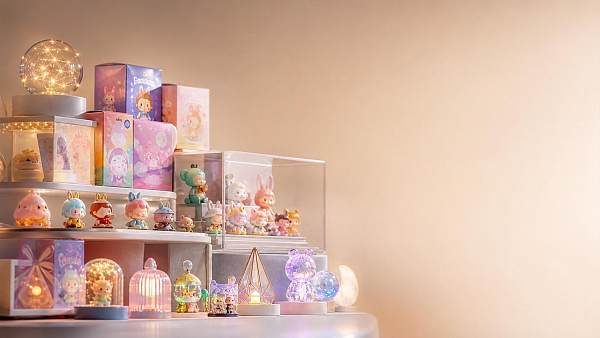 What Is Emotional Consumption Merchandise and Why Does It Drive Impulse Buying?