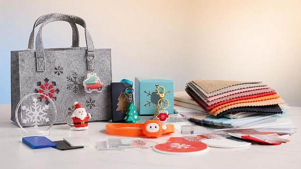 Custom Festive Merchandise: How to Choose Materials, MOQ, and Lead Times for Seasonal Campaigns