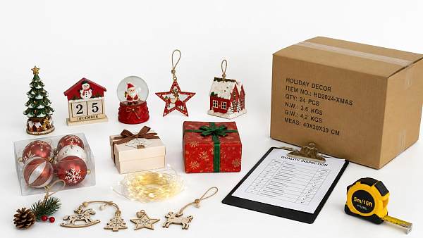 What to check before choosing a festive decorations supplier