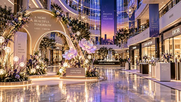 How Malls Can Select Party Event Supplies That Drive Footfall and Stay Safe