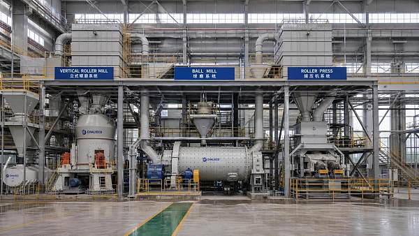 How to Choose Cement Grinding Equipment for Slag by Throughput and Fineness