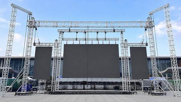 Stage trusses become risky when these details are missed