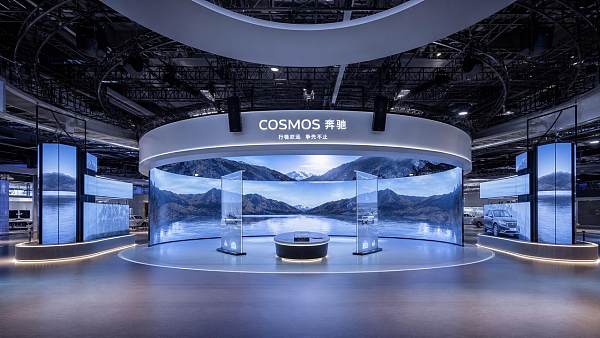 Immersive Media Design for Brand Activations: Key Elements, Workflow, and Common Pitfalls
