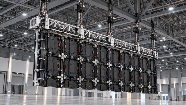 LED Display Installation Engineering: Planning Truss Loads and Safe Rigging