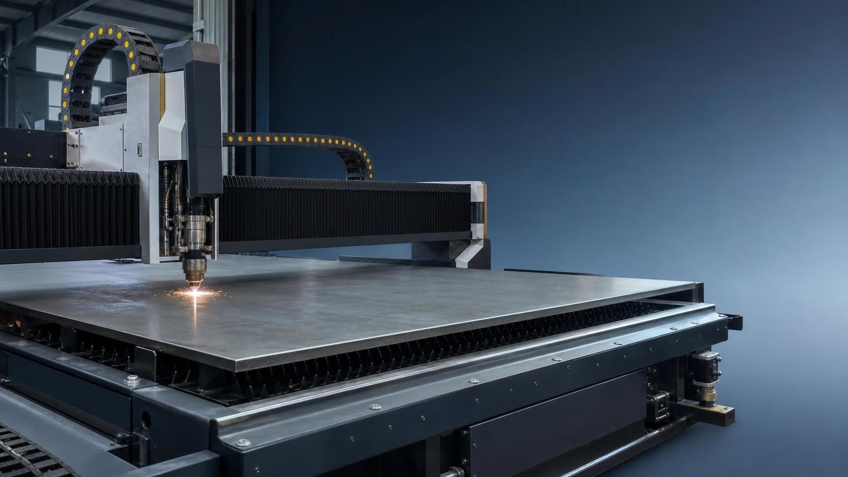 Large Format Laser Cutter Buying Factors for Full-Size Panels and Heavy Workloads