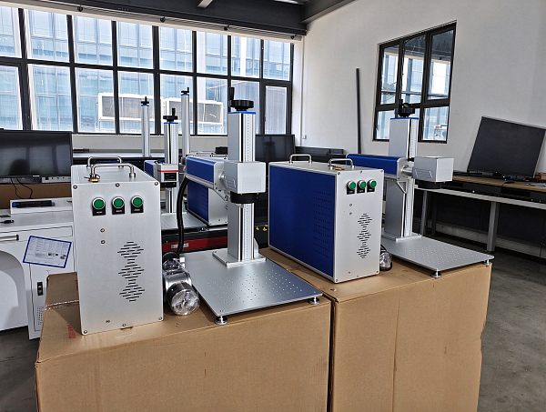 Fiber Laser Marking Machine (5)